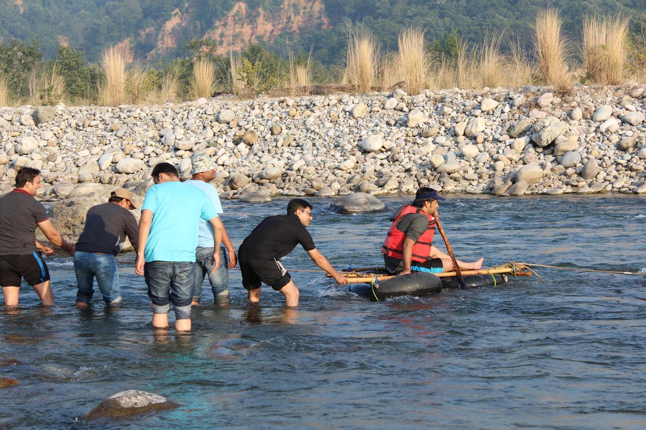 Vanya River Lodge Dhikuli Bagian luar foto
